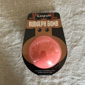 Da Bomb 7 oz Rudolf Sweet Berry Bath Fizzer, New
